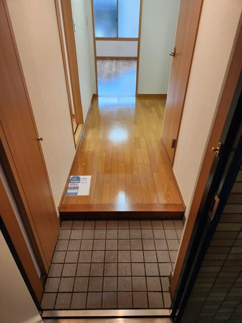 ラヴィエールの玄関