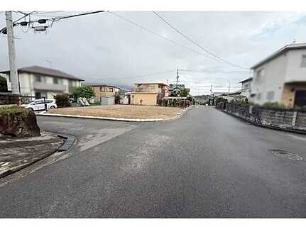 安佐南区伴東８丁目の周辺