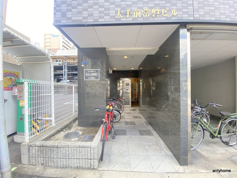 ミストラル本町ウエスト　仲介手数料無料のエントランス
