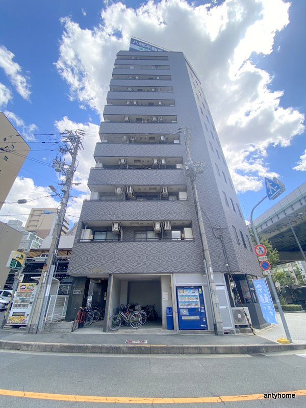 ミストラル本町ウエスト　仲介手数料無料の外観