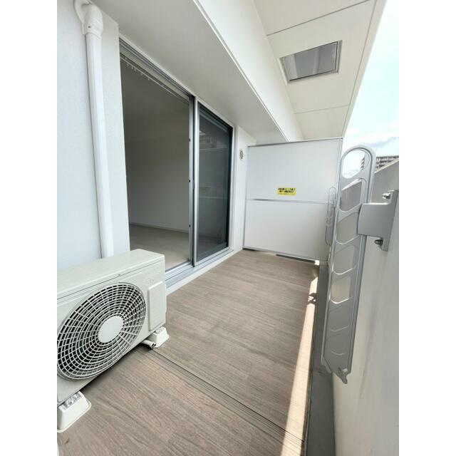 CORLUX新町のバルコニー