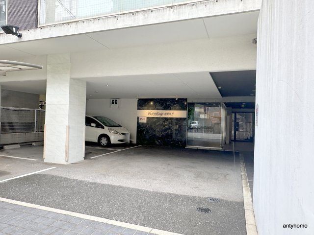 エルミタージュ難波南２　仲介手数料のエントランス