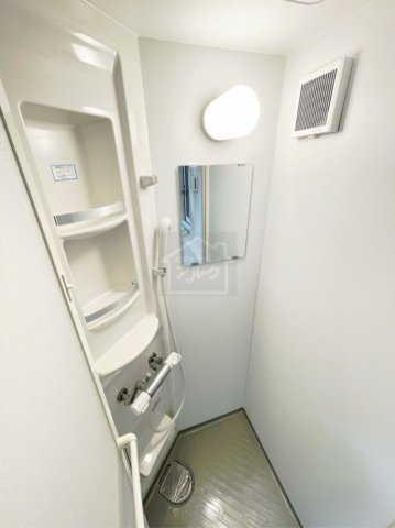 フェリススワンのシャワールーム|同物件別部屋参考写真