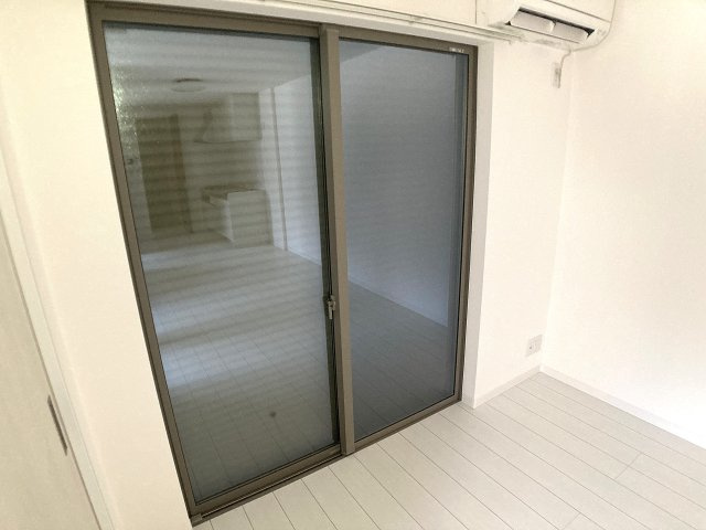 Tio Serenoのバルコニー|ベランダにはシャッター雨戸完備で防犯面強化