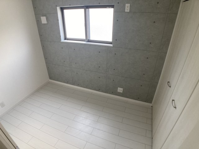 Tio Serenoの洋室|お洒落な壁紙のお部屋です