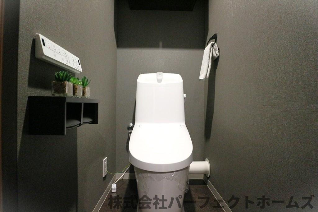メロディーハイム楠葉7番館のトイレ|コンパクトで使いやすいトイレです
