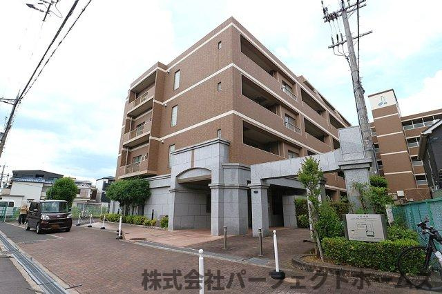 メロディーハイム楠葉7番館の周辺