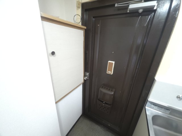 エタニコーポの玄関