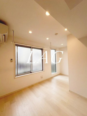 【居間・リビング】 | プレミア北浦和 | 洋室のお部屋です。