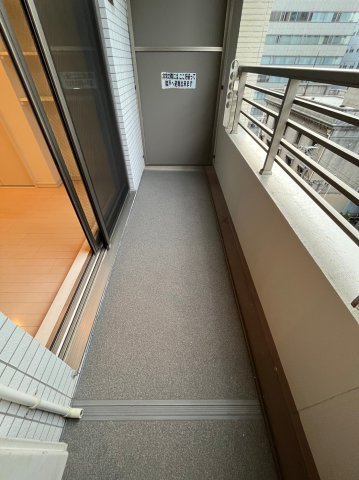 ブラービ南船場のバルコニー