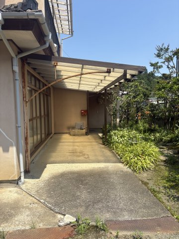 遠野町上遠野字猫塚 中古一戸建ての駐車場