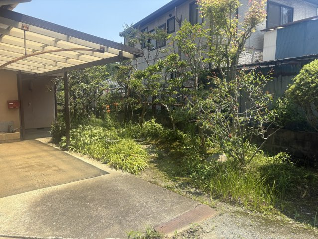 遠野町上遠野字猫塚 中古一戸建ての庭