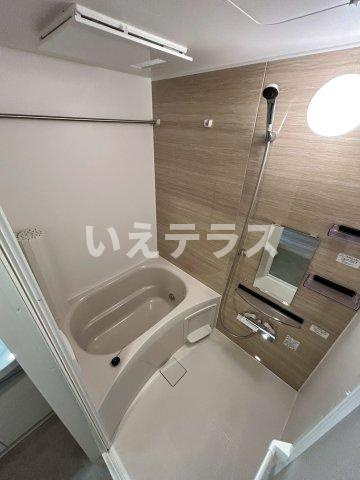 ディアレイシャス湊川公園の浴室
