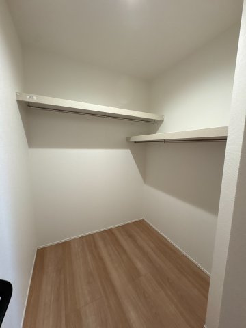《仲介手数料半額》狭山市広瀬台11期GRAFARE全7棟　5号棟の収納|WIC