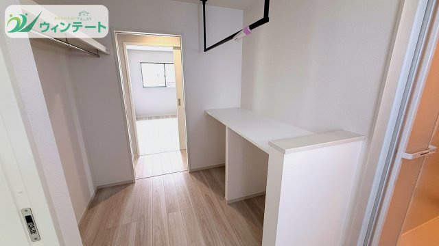 土浦市木田余1期　新築戸建　3号棟のその他|脱衣所近くの収納はすごく便利です♪タオル・パジャマなど様々なものが置けてわざわざ部屋まで取りに行く必要がなくなりますね!!