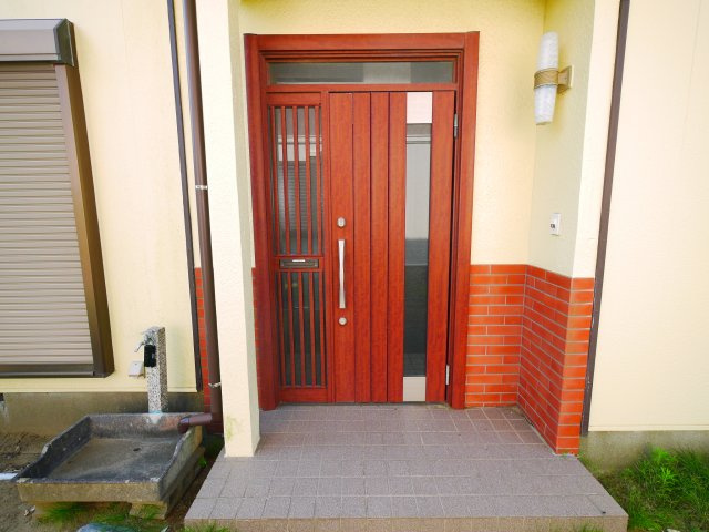 山武市本須賀　中古戸建の玄関|敷地約118坪菜園が可能２LDK リビング約22帖2F和室10帖+和室8帖 本須賀海岸徒歩約7分 