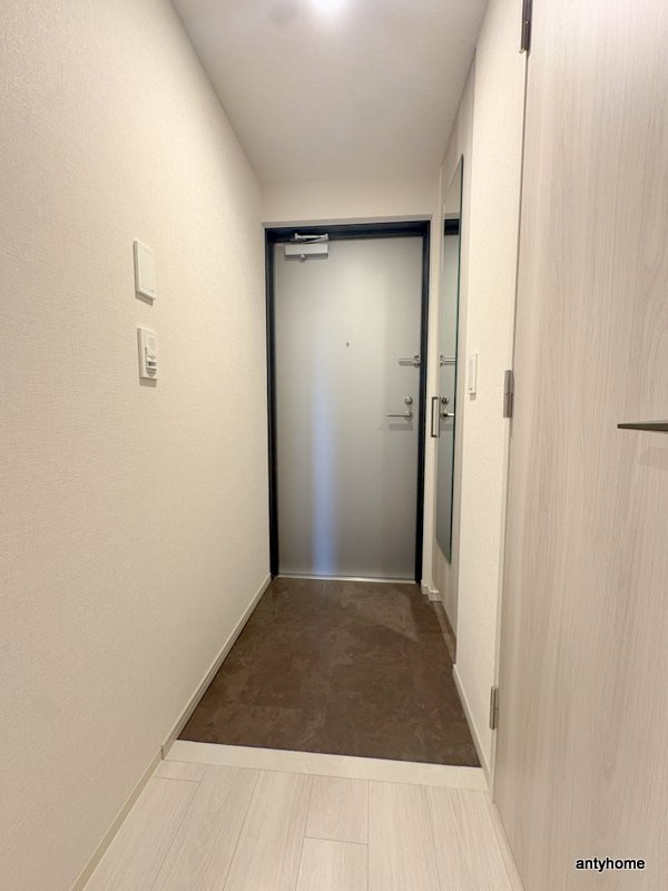 アーバネックス谷町四丁目　仲介手数料無料の玄関