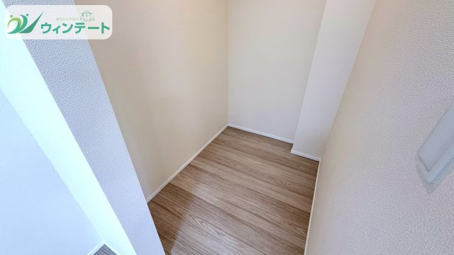 土浦市下高津3丁目347番の収納|使いやすい位置に収納を配置。普段使いのものもすぐ取り出せて、毎日の暮らしがスムーズです。