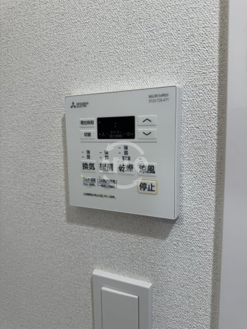 スプランディッド新大阪ウエストの洗面所|スプランディッド新大阪WEST　浴室乾燥機