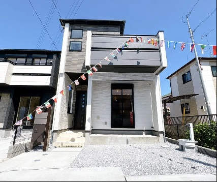 上尾市弁財１丁目　全２棟　２号棟