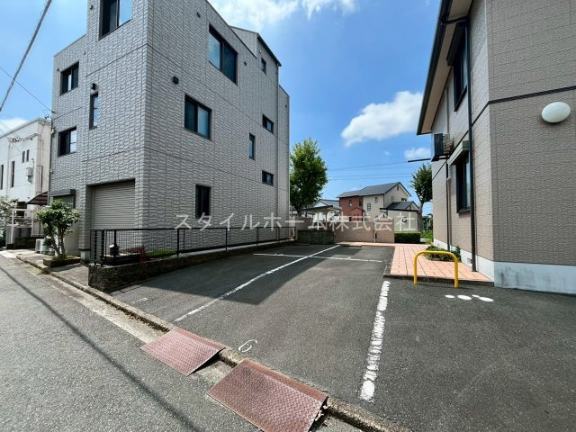 ノースサイドヴィラの駐車場