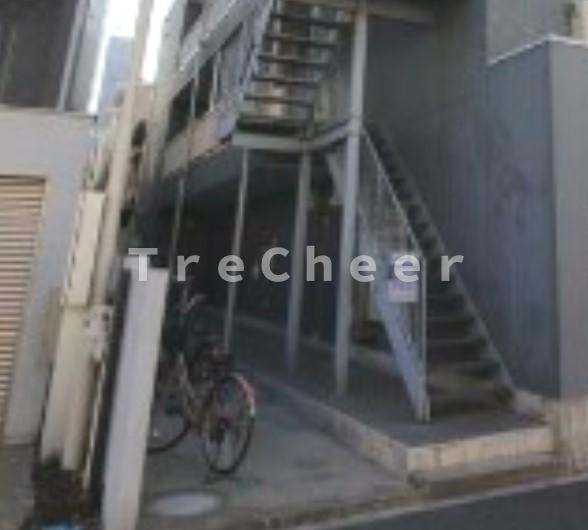 アンプルールフェール川口Ⅱのエントランス