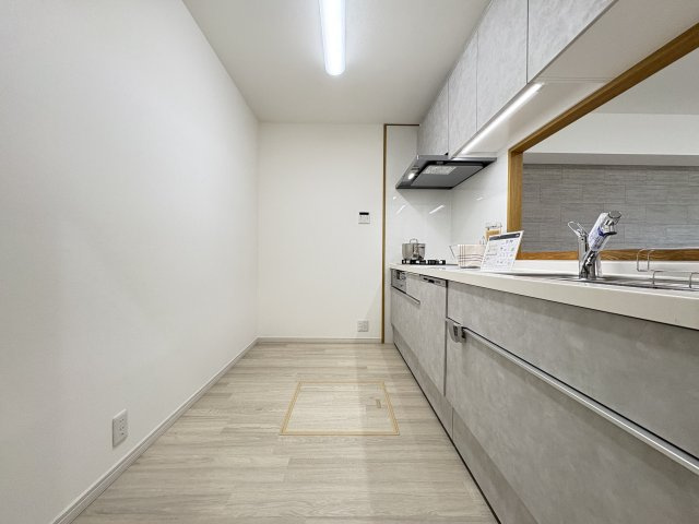 久岐の浜シーサイドファイラム２１　５街区４号棟のキッチン
