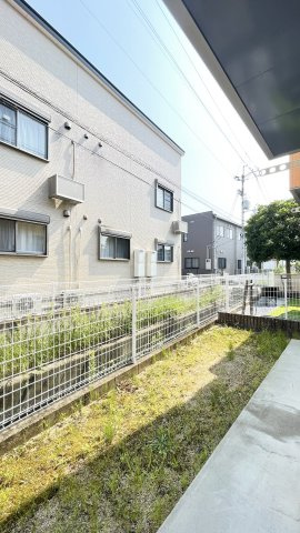 ハミングタウン　Ⅵの庭
