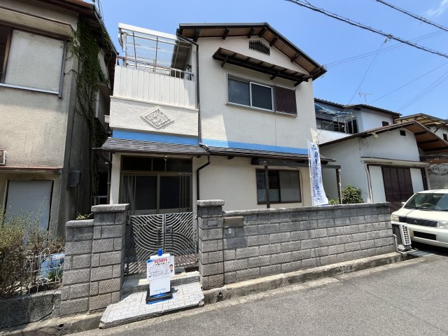 貝塚市久保1丁目　中古戸建の外観|室内丁寧にご使用されております。
収益用にもオススメです。