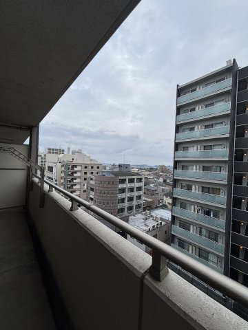 立川市柴崎町２丁目の賃貸マンションのバルコニー|陽当たり良好なバルコニーです