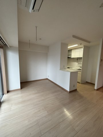 立川市柴崎町２丁目の賃貸マンションの居間・リビング|ゆったり過ごせるリビングです