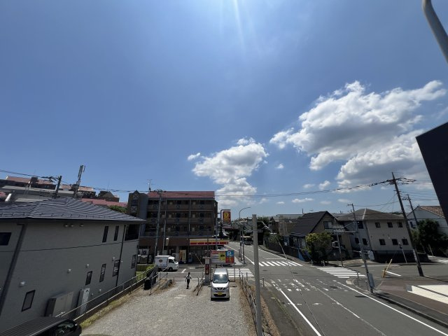 やっぱそうだよねぇ～このシリーズ、いつ見てもウットリ、、何ならそのまま寝ちゃうレベル！！ちょっとした和室でゴロゴロ…さわやかな風を感じながらうたた寝物件とはコレ！！な、『都筑区加賀原１丁目』新築戸建の展望