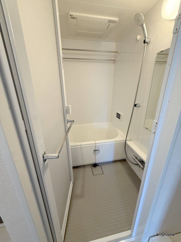 アーバネックス谷町四丁目　仲介手数料無料の浴室