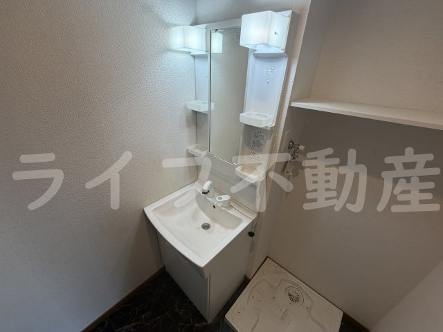 Gradito東石切の独立洗面台