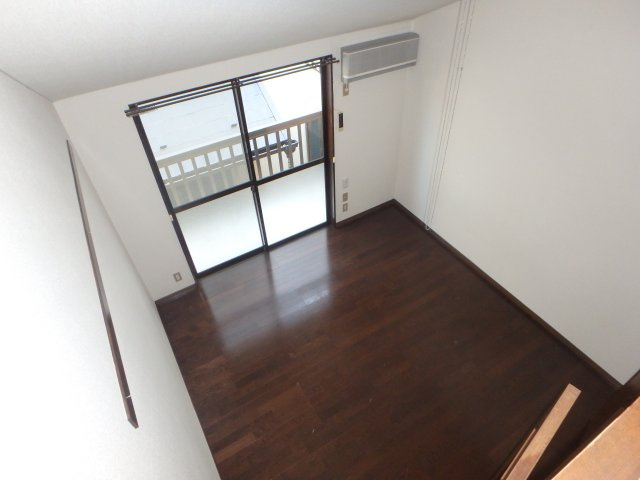 リミエール住吉の居間・リビング|他のお部屋の参考写真となります。101号室は2面採光です。