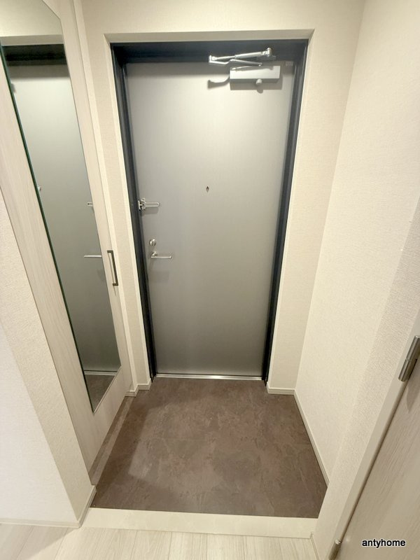 アーバネックス谷町四丁目　仲介手数料無料の玄関
