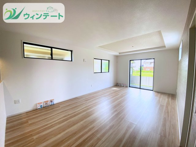 守谷市本町10期　新築戸建の居間・リビング|完成したLDKです♪写真では伝わりきらない開放感と明るさ、ぜひ現地でご体感ください。