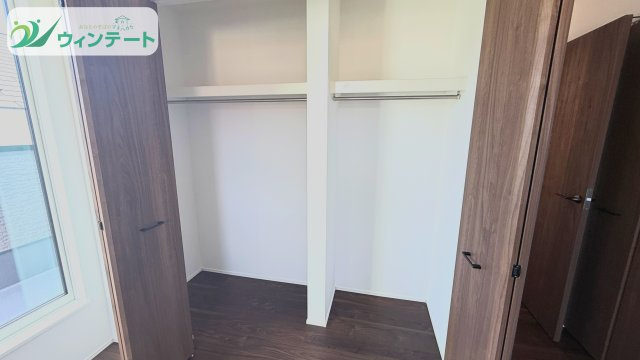 守谷市松ケ丘5丁目01期　新築戸建　1号棟の収納|家族の荷物もすっきり収納できる大容量クローゼット。衣替えの負担を減らして家事ラクを実現！