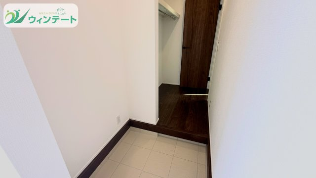 守谷市松ケ丘5丁目01期　新築戸建　1号棟の収納|収納充実の玄関。SIC付きでアウトドア用品もすっきり片付きます。