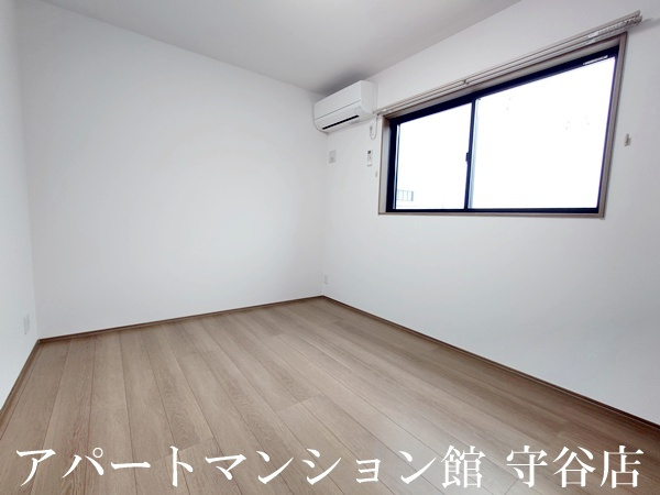 Garden Heights Takeの駐車場