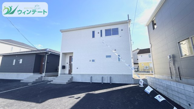 常総市本石下第12　新築戸建の外観|完成した外観です！パースのイメージ通り、洗練されたデザインに仕上がりました。