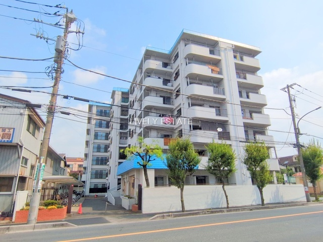 草加マンションの外観