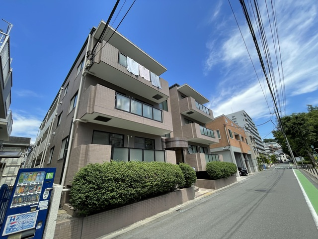 ＤＥＥＲ　ＣＯＵＲＴ壱番館の外観