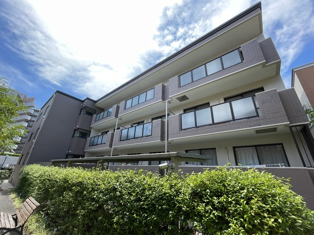 ＤＥＥＲ　ＣＯＵＲＴ壱番館の外観