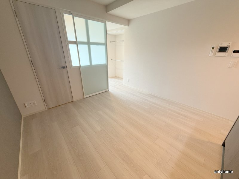 アーバネックス谷町四丁目　仲介手数料無料の居間・リビング
