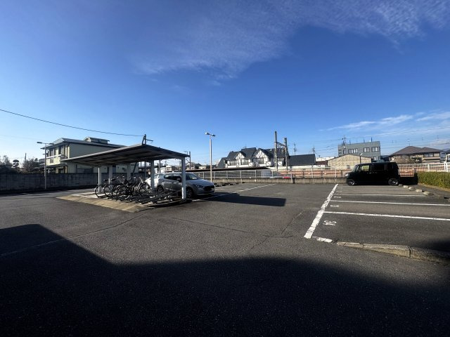 リフィーナ前橋の駐車場