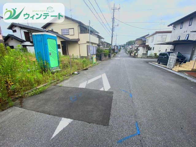 牛久市南　15期　新築戸建ての前面道路含む現地写真|建築の進捗に応じて見学も可能です。現地で暮らしのイメージを膨らませてください。