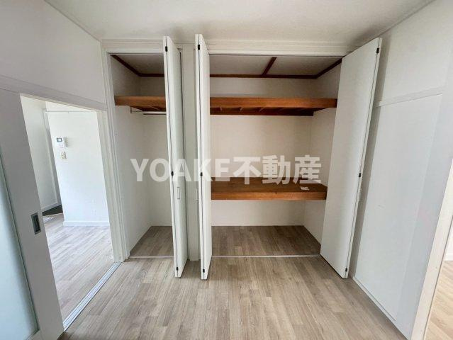 座間市相模が丘５丁目のアパートの収納