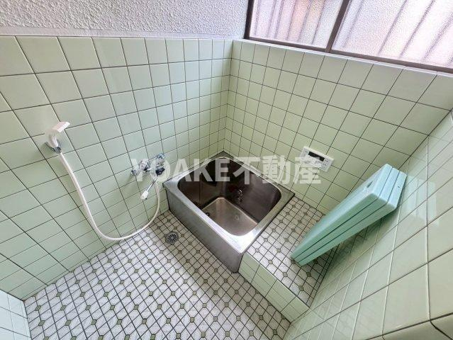 座間市相模が丘５丁目のアパートの浴室