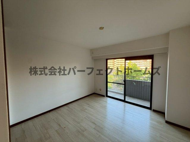 パークハイツ岡山手の洋室|コンパクトで使いやすい洋室です